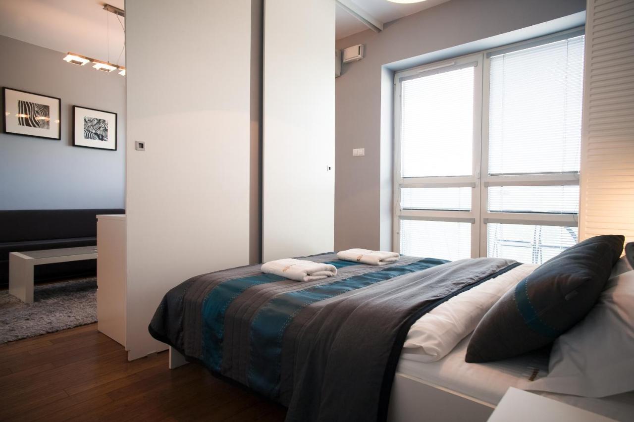 Platinum Towers Luxury Apartments ワルシャワ エクステリア 写真